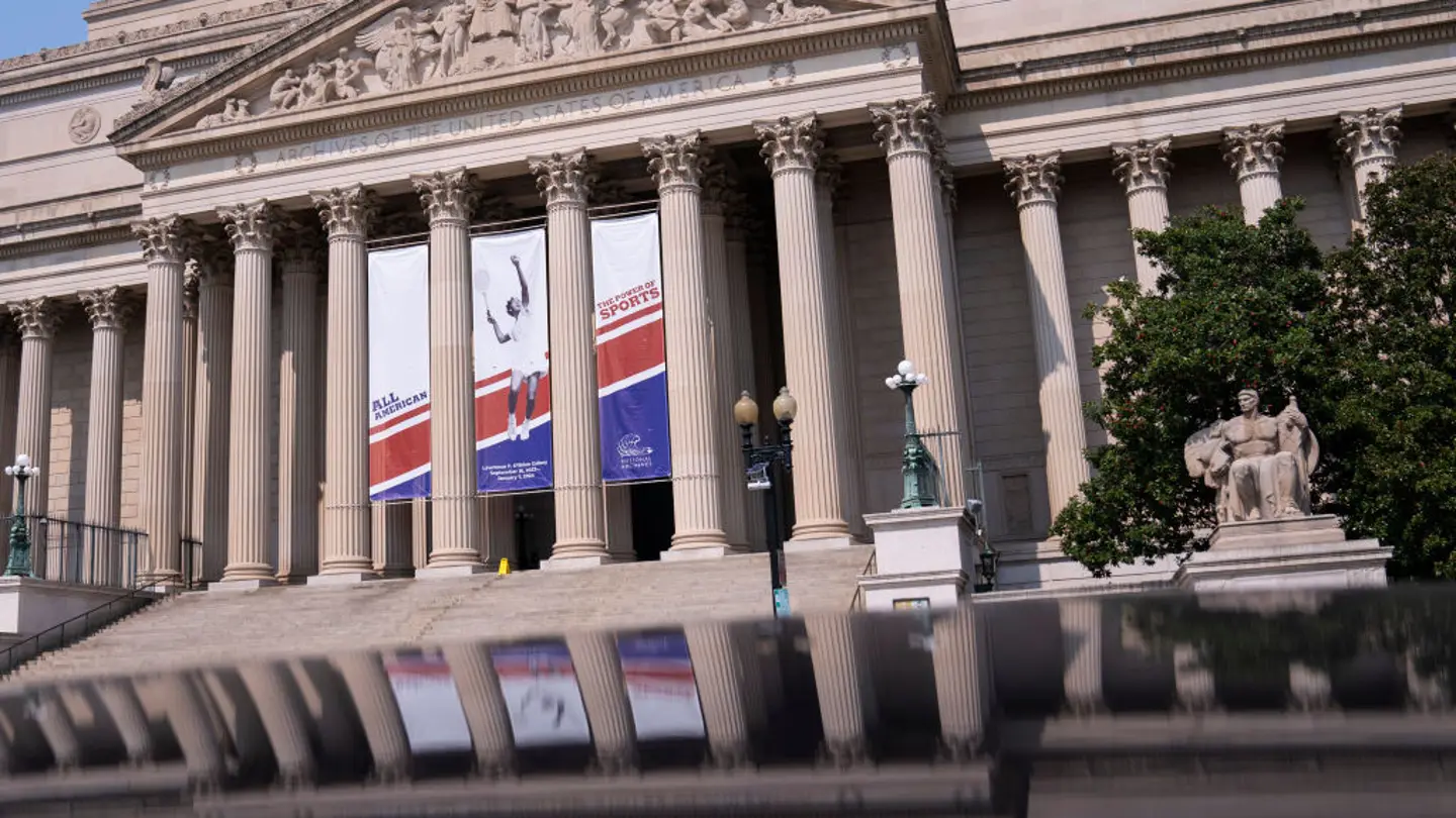 The exterior of the National Archives Building in Washington, D.C., on Sept. 16, 2022. (Sarah Silbiger for The Washington Post via Getty Images)